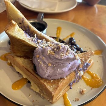 Toast Kitchen & Bakery - Ube french toast - Breakfast & Brunch Near Me - Costa Mesa, California Toast Kitchen & Bakery - Ube french toast - Breakfast & Brunch Near Me - Costa Mesa, California