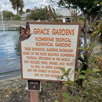 Butterfly World - Botanical Gardens Near Me - Coconut Creek, Florida