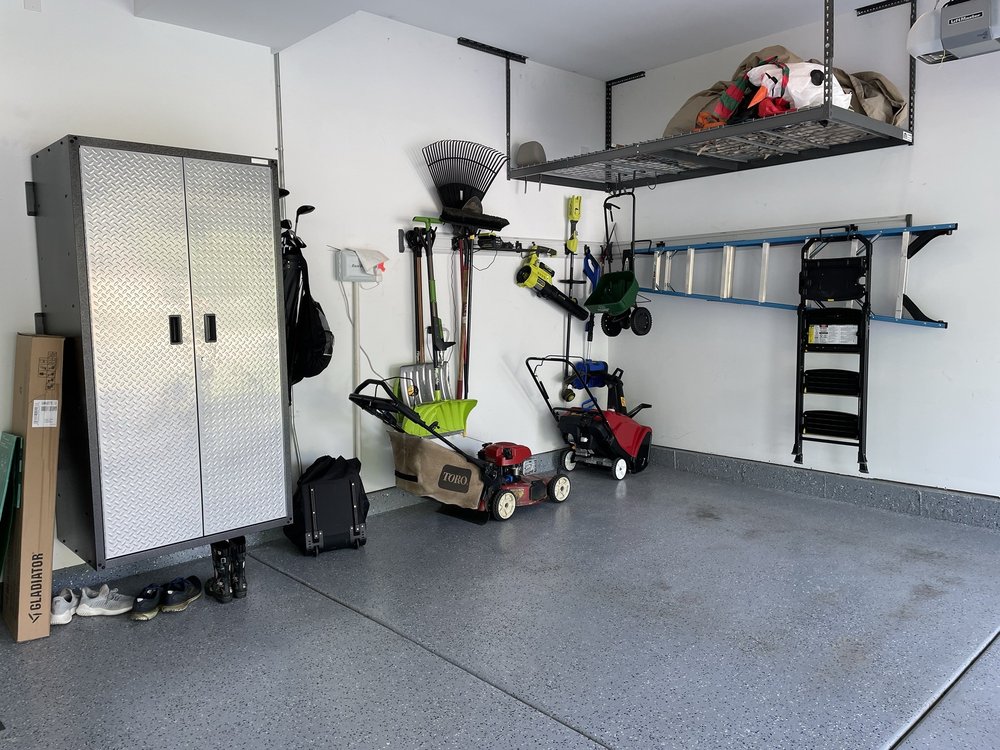 Garage Store - veterans service organization in East Dundee, IL