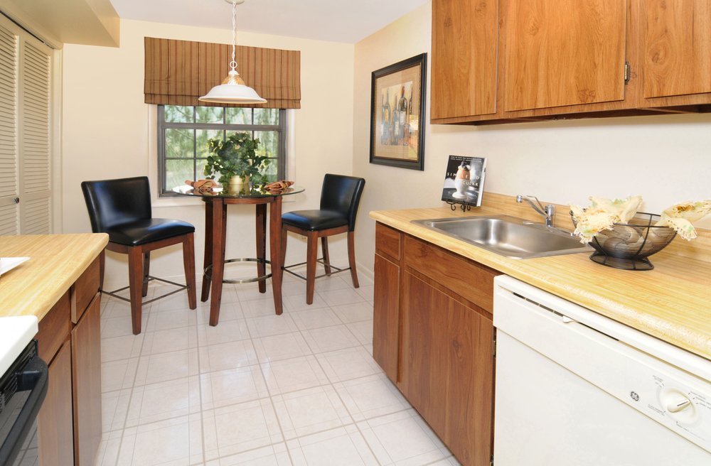 CHAPEL VALLEY TOWNHOMES 16 Photos 8 Chapeltowne Cir, Baltimore, MD