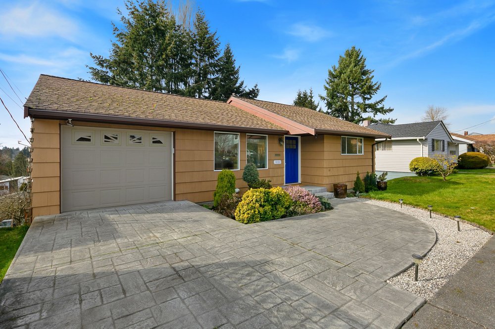 CHRIS BAJUK, HOMESMART REAL ESTATE ASSOCIATES Updated July 2024 21 Reviews Seattle