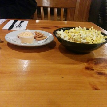 Bentley Pub - Instead of bread, each table gets crackers and cheese and a bowl of popcorn. - Pubs Near Me - Auburn, Massachusetts