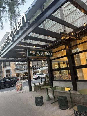 sweetgreen - Healthy Salads, Bowls and Plates by null