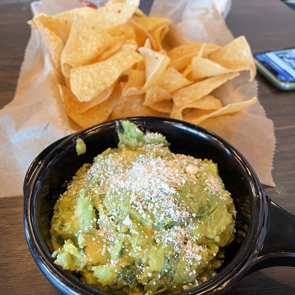 Torchy's Tacos - Guacamole & chips - Tacos Near Me - Wake Forest, North Carolina Torchy's Tacos - Guacamole & chips - Tacos Near Me - Wake Forest, North Carolina