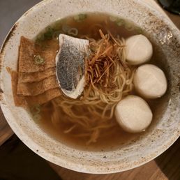 ine noodle with sea bream