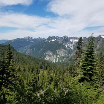 Kendall Katwalk - Hiking Near Me - Snoqualmie Pass, Washington
