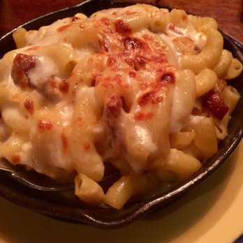 Flying Pig Pub & Kitchen - Pubs Near Me - Oceanside, California