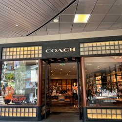 Coach - Main entrence