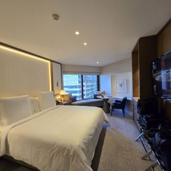 Four Seasons Hotel Sydney - Hotels Near Me - Sydney, NSW Four Seasons Hotel Sydney - Hotels Near Me - Sydney, NSW