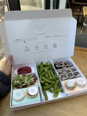 DK Sushi by null