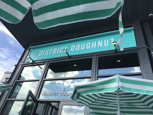 District Doughnut by null