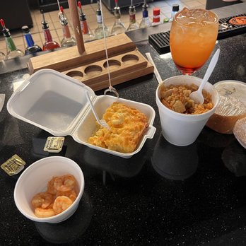 Gumbo's - Mac n Cheese Jambalaya - New American Near Me - Mount Clemens, Michigan