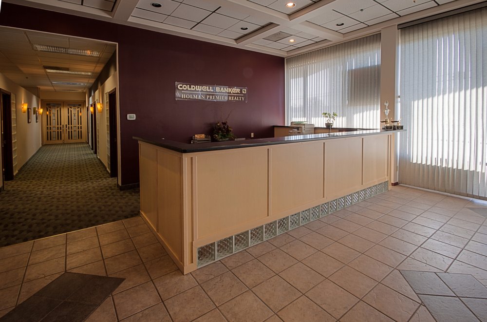 COLDWELL BANKER HOLMAN PREMIER REALTY 3815 S 6th St, Klamath Falls