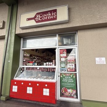 The Cookie Corner - Storefront - Desserts Near Me - Honolulu, Hawaii The Cookie Corner - Storefront - Desserts Near Me - Honolulu, Hawaii
