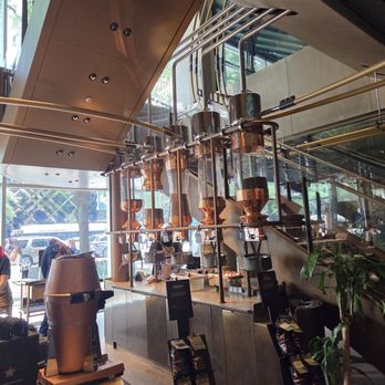Starbucks Reserve Roastery Chicago - Coffee Roasteries Near Me - Chicago, Illinois Starbucks Reserve Roastery Chicago - Coffee Roasteries Near Me - Chicago, Illinois