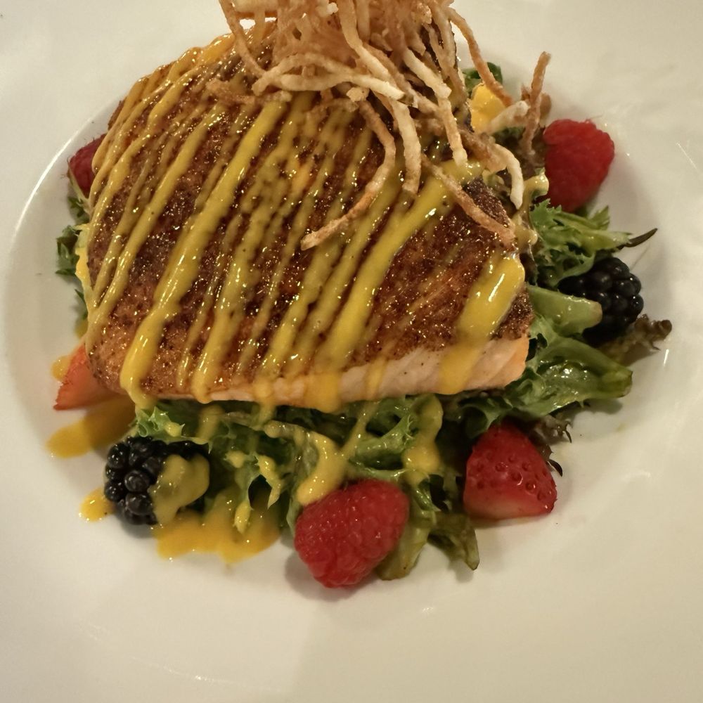 La Jolla Groves - Blackened Salmon Salad - New American Near Me - Provo, Utah
