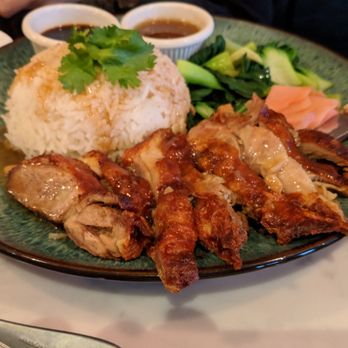 Kin'd - Duck over rice, boneless and meaty. Very good! - Thai Near Me - Fresh Meadows, New York