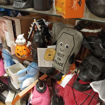 TJ Maxx - Shoe Stores Near Me - Dulles, Virginia TJ Maxx - Shoe Stores Near Me - Dulles, Virginia