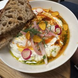 Chicago Café - Turkish eggs