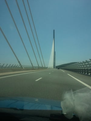 Viaduc de Millau by null