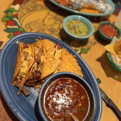 Taqueria Los Mayas - Tacos Birerra and Carnitas