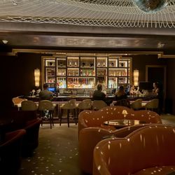 Beauty & Essex - Bar/Lounge