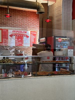 Joe's Pizza by null