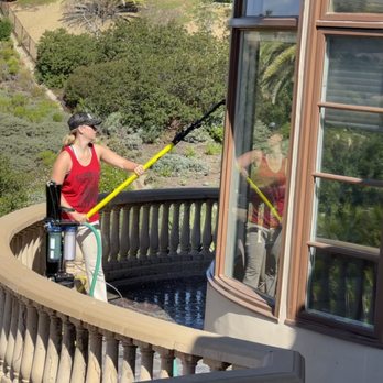 Elbow Grease Window Cleaning - Window washing - Window Washing Near Me - Carlsbad, California