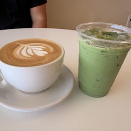 Hot latte and bananamisu matcha Hot latte and bananamisu matcha