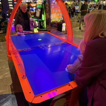 Main Event Oklahoma City - Air hockey - Arcades Near Me - Oklahoma City, Oklahoma