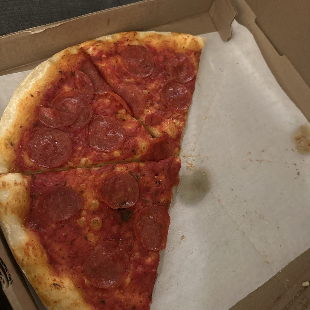 Original Napoli's Pizza - Pepperoni pizza with no cheese. - Pizza Near Me - Brooklyn, New York Original Napoli's Pizza - Pepperoni pizza with no cheese. - Pizza Near Me - Brooklyn, New York