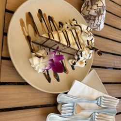 Lava Lava Beach Club - Kauai - Great Dessert, Kauai Coffee cheesecake - YUm!