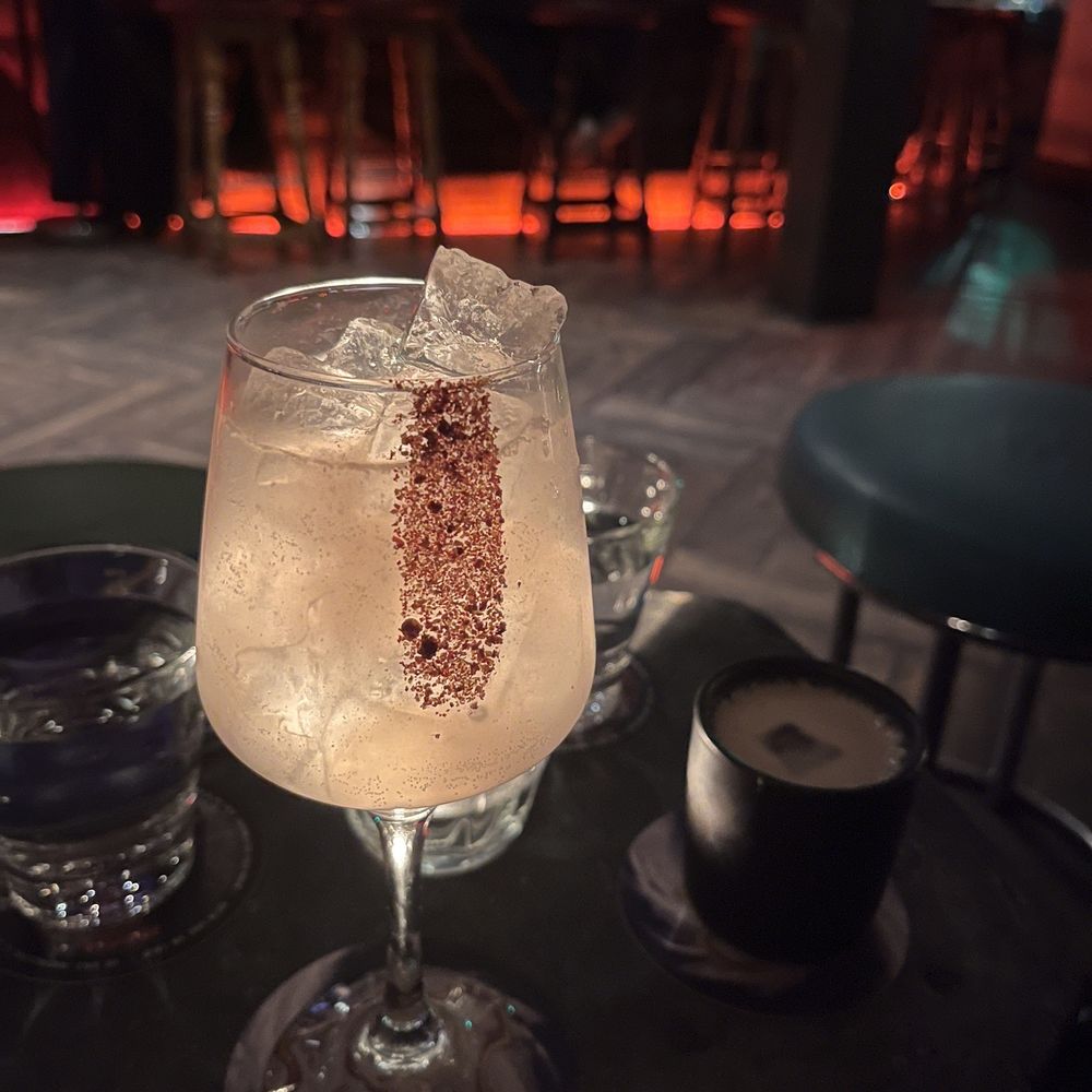 Callooh Callay - Squirtle - Cocktail Bars Near Me - London, XGL Callooh Callay - Squirtle - Cocktail Bars Near Me - London, XGL
