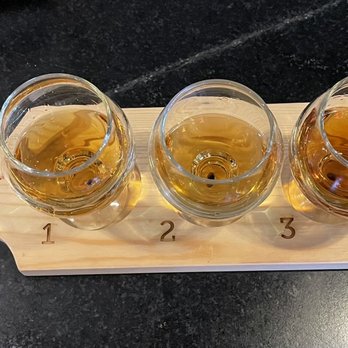 Oakley Brothers Distillery - Whiskey Flight - Distilleries Near Me - Anderson, Indiana