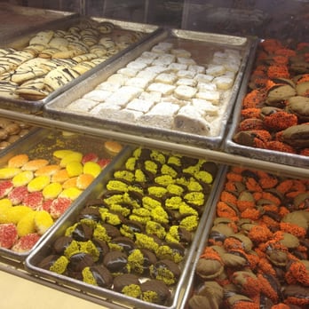 Topps Bakery - 4 for a dollar yumminess :) - Bakeries Near Me - Bronxville, New York Topps Bakery - 4 for a dollar yumminess :) - Bakeries Near Me - Bronxville, New York