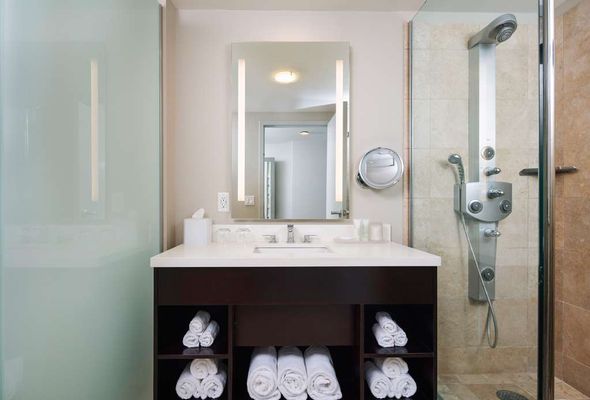 The Lofton Hotel Minneapolis, Tapestry Collection by Hilton by null