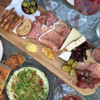 Pali Wine - Meat and cheese charcuterie board and artichoke dip - Wine Tasting Room Near Me - Anaheim, California Pali Wine - Meat and cheese charcuterie board and artichoke dip - Wine Tasting Room Near Me - Anaheim, California