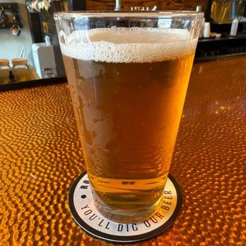 Rockpit Brewing & Distilling - Cackler - Breweries Near Me - Orlando, Florida Rockpit Brewing & Distilling - Cackler - Breweries Near Me - Orlando, Florida