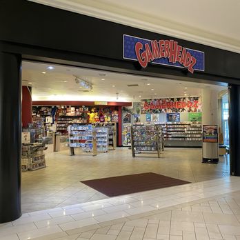 Gamerheadz - Entrance from mall - Videos & Video Game Rental Near Me - Edina, Minnesota Gamerheadz - Entrance from mall - Videos & Video Game Rental Near Me - Edina, Minnesota
