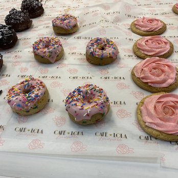 Cafe Lola - Rainbow donut - Cafes Near Me - Henderson, Nevada Cafe Lola - Rainbow donut - Cafes Near Me - Henderson, Nevada