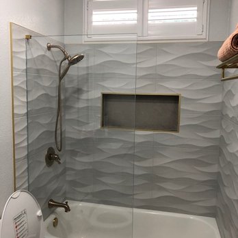 Issacs Glass - guest bath with glass panel - Glass & Mirrors Near Me Issacs Glass - guest bath with glass panel - Glass & Mirrors Near Me