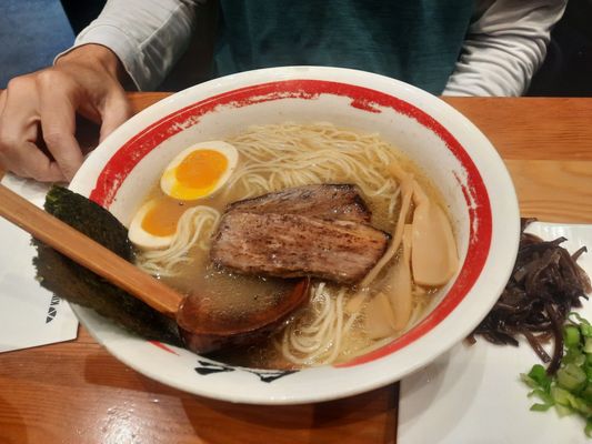 KINTON RAMEN UNION by null