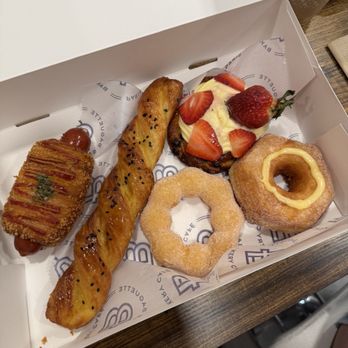 Paris Baguette - Coffee & Tea Near Me - Irvine, California Paris Baguette - Coffee & Tea Near Me - Irvine, California