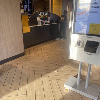 McDonald's - Fast Food Near Me - Palmdale, California McDonald's - Fast Food Near Me - Palmdale, California