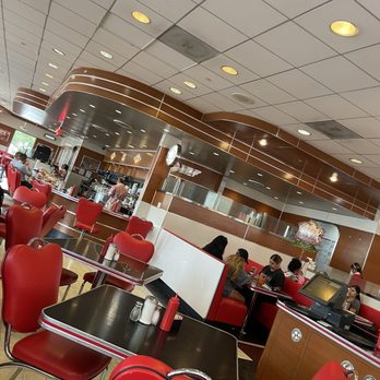 Ruby's Diner - Diners Near Me - Commerce, California Ruby's Diner - Diners Near Me - Commerce, California