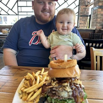 Billy Roys Burger - Burgers Near Me - Fremont, California