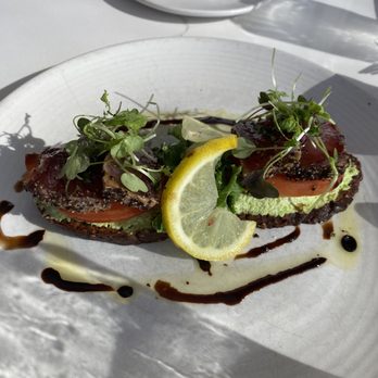 Honu Oceanside - Ahi Bruschetta - Seafood Near Me - Lahaina, Hawaii Honu Oceanside - Ahi Bruschetta - Seafood Near Me - Lahaina, Hawaii