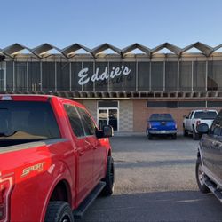 Eddie's Steak & Seafood - Excellent steaks, prepared as requested.  Excellent servers, too, all in all a great restaurant for dinner.