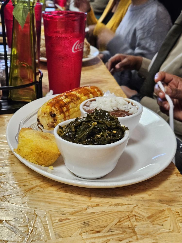 Honey Chile' Please Logo