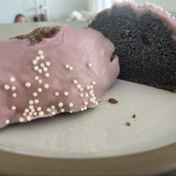 Diamond Head General Store - Black Sesame Mochi Muffins with Adzuki Frosting - Hawaiian Near Me - San Bruno, California